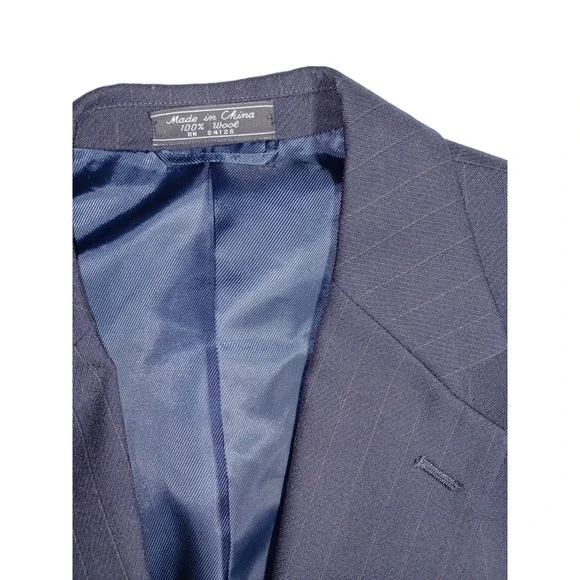 Men's Jeffrey Banks Couture Dark Blue‎ Pinstripe Suit , Size 40 Small - Picture 3 of 8